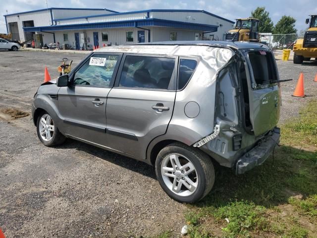 2011 KIA Soul +