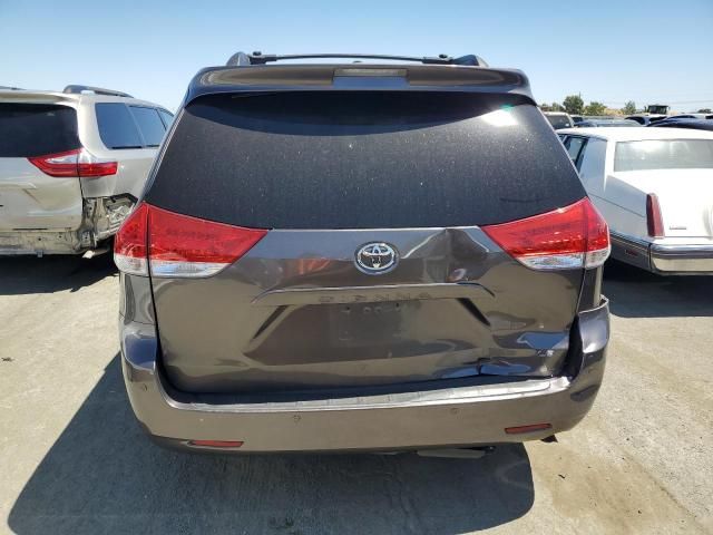 2012 Toyota Sienna LE