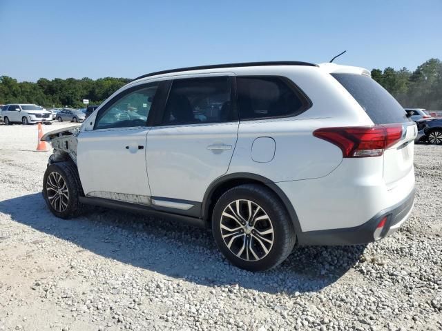 2016 Mitsubishi Outlander SE