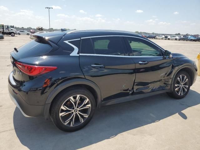 2017 Infiniti QX30 Base