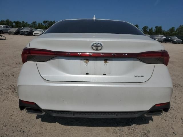 2019 Toyota Avalon XLE