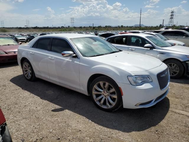 2019 Chrysler 300 Touring