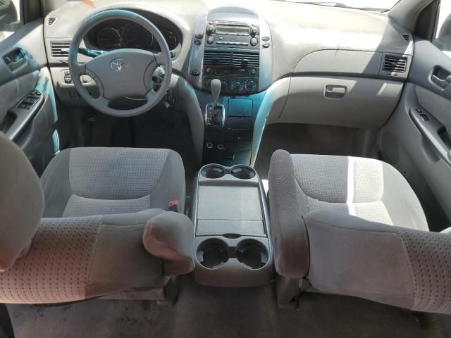 2008 Toyota Sienna CE