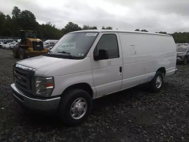 2014 Ford Econoline E250 Van