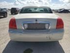 2005 Lincoln Town Car Signature