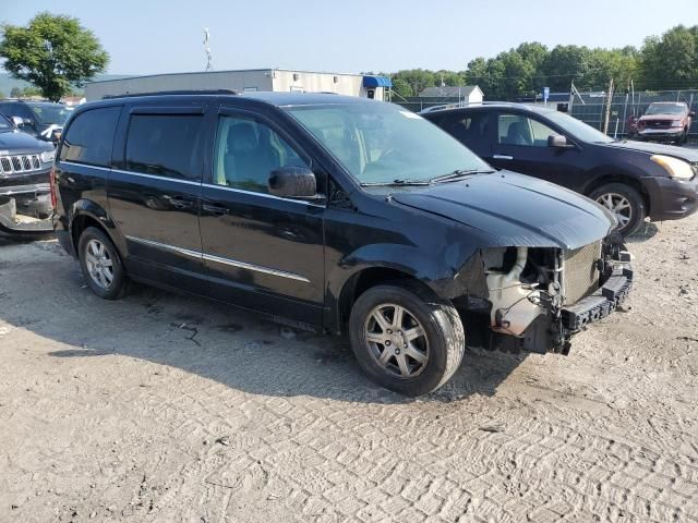 2011 Chrysler Town & Country Touring