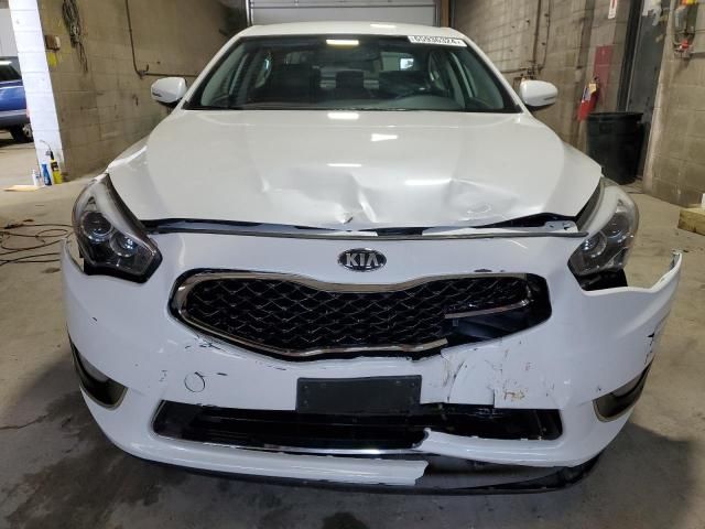 2015 KIA Cadenza Premium