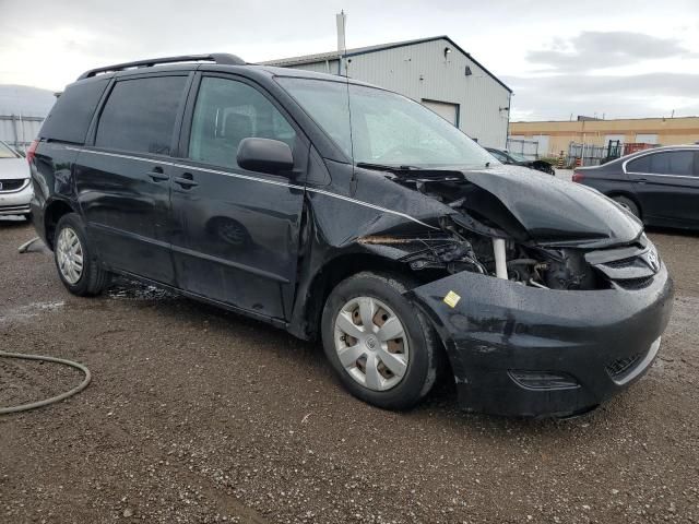 2009 Toyota Sienna CE