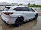 2022 Toyota Highlander L