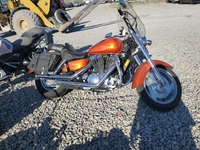 2003 Honda VT1100 C2