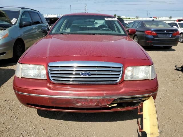 1999 Ford Crown Victoria