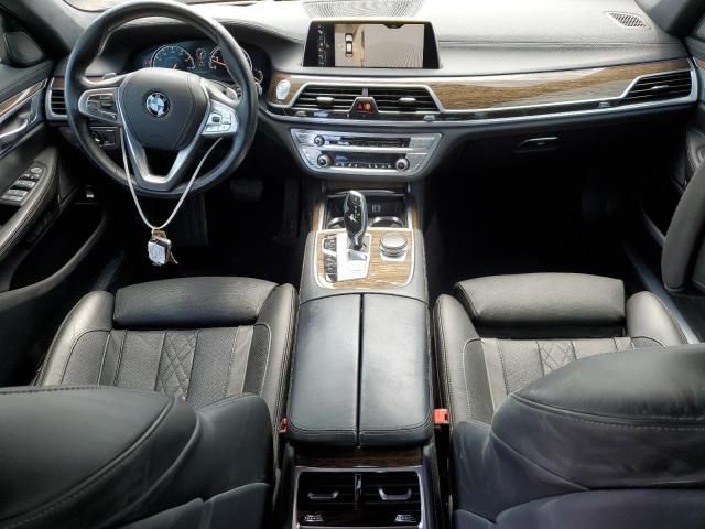 2017 BMW 750 XI