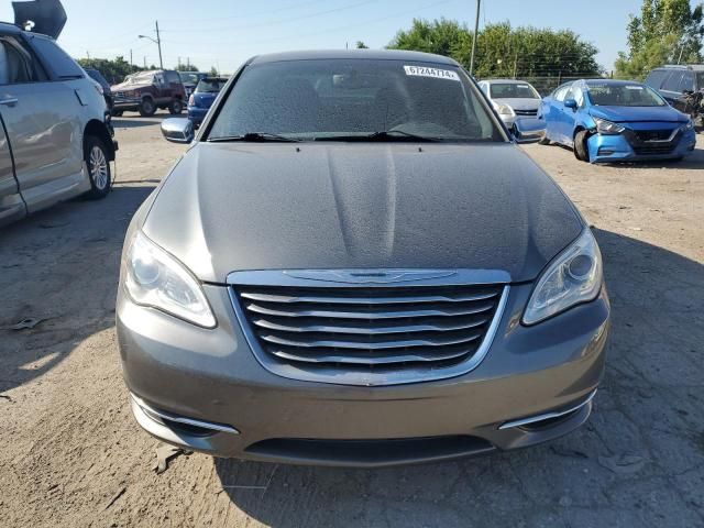 2013 Chrysler 200 Limited