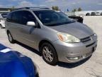 2005 Toyota Sienna XLE