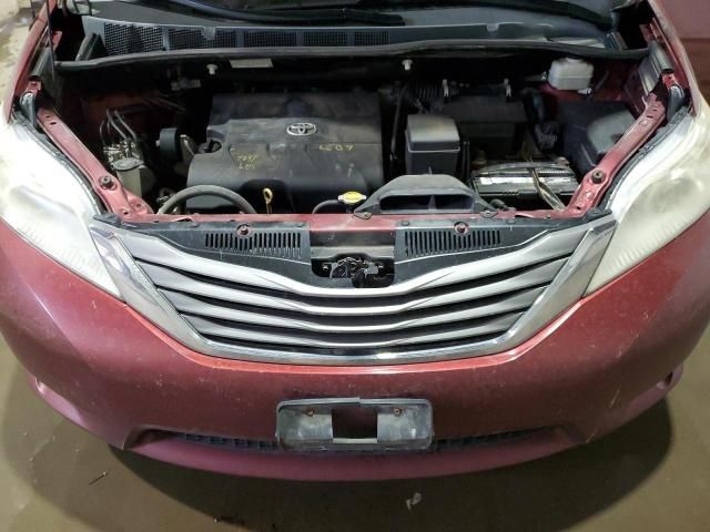 2012 Toyota Sienna XLE