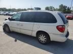 2005 Chrysler Town & Country Limited