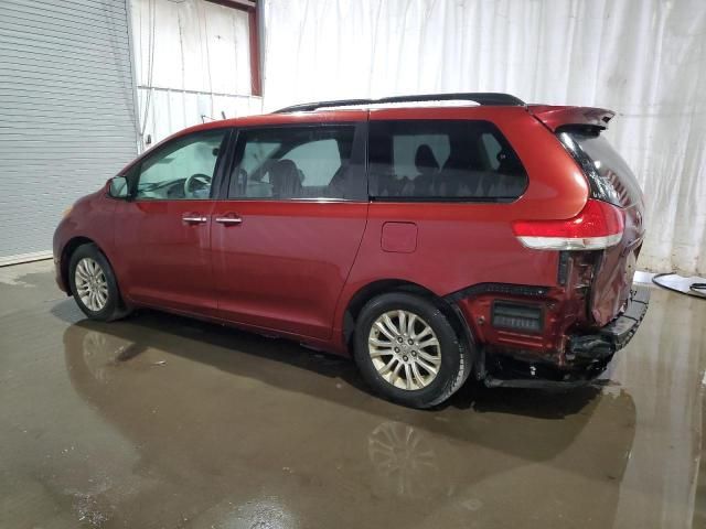 2012 Toyota Sienna XLE