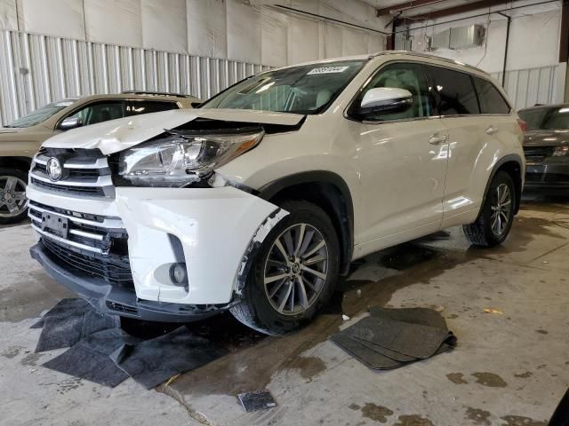 2018 Toyota Highlander SE