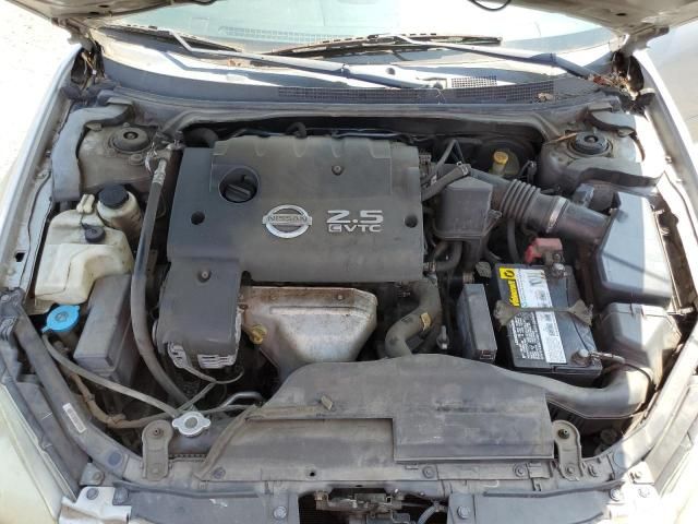 2003 Nissan Altima Base