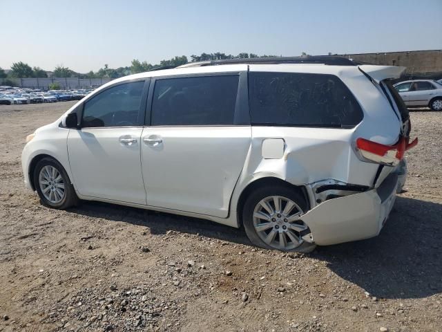 2012 Toyota Sienna XLE