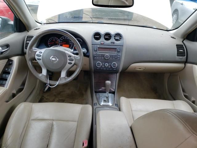 2010 Nissan Altima Base