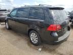 2012 Volkswagen Routan SE