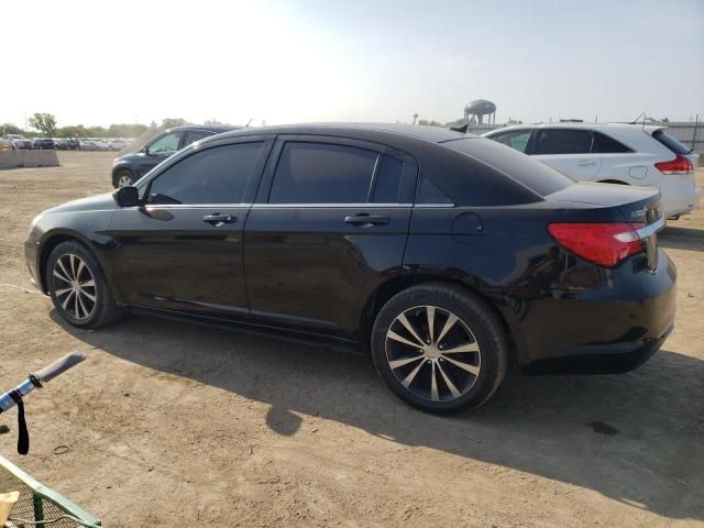 2013 Chrysler 200 Limited