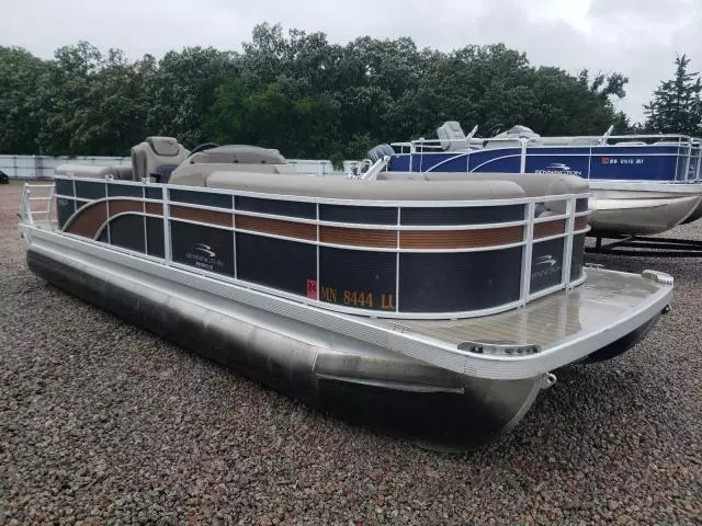 2019 Bennche Pontoon