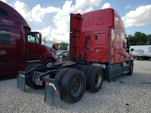 2016 Freightliner Cascadia 125