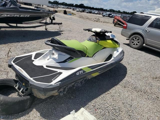 2017 Seadoo Wave Runner