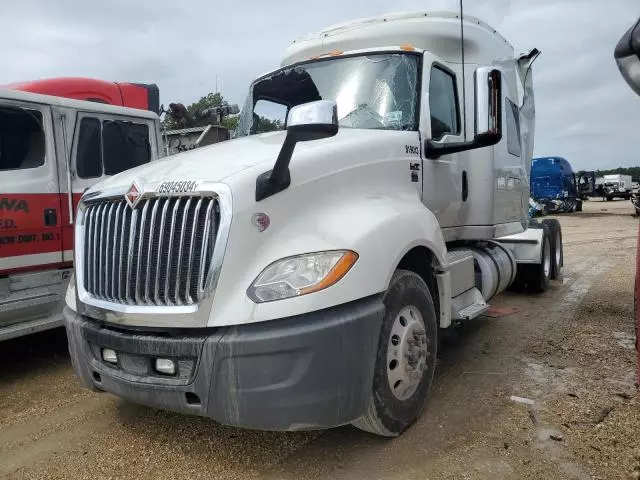 2019 International LT625