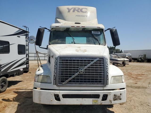 2012 Volvo VN VNM