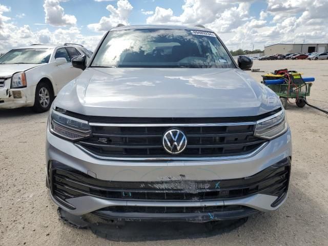 2023 Volkswagen Tiguan SE R-LINE Black