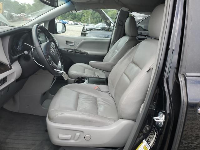 2016 Toyota Sienna XLE