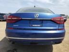 2017 Volkswagen Passat R-Line