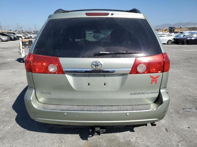 2010 Toyota Sienna XLE