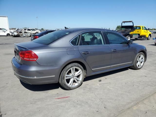 2014 Volkswagen Passat SEL