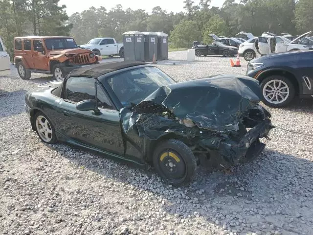 2000 Mazda MX-5 Miata Base