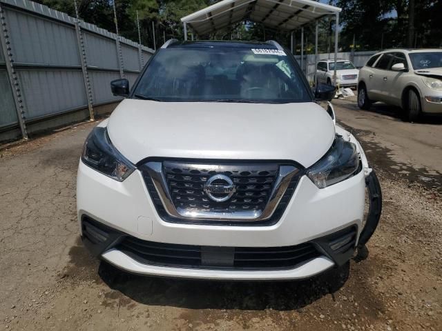 2020 Nissan Kicks SR