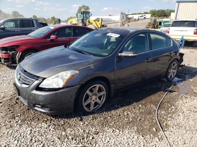 2010 Nissan Altima Base