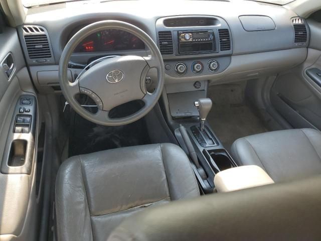 2005 Toyota Camry LE