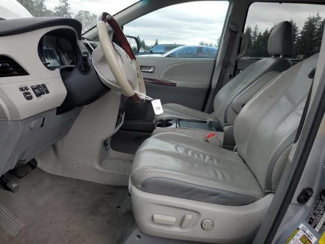 2011 Toyota Sienna XLE