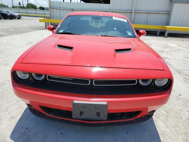 2016 Dodge Challenger SXT