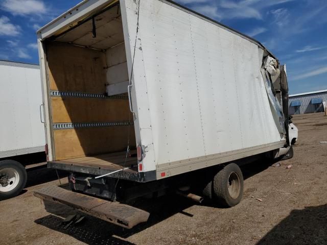 2018 Ford Econoline E450 Super Duty Cutaway Van