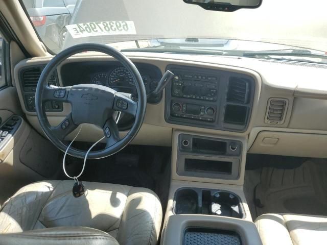 2004 Chevrolet Suburban K1500