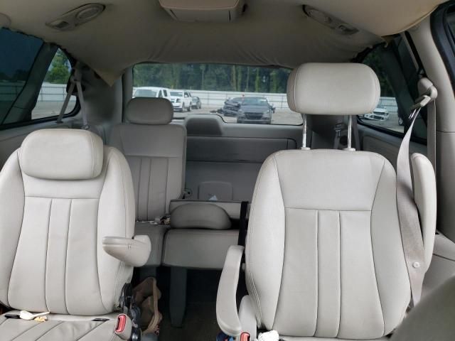 2006 Chrysler Town & Country Touring