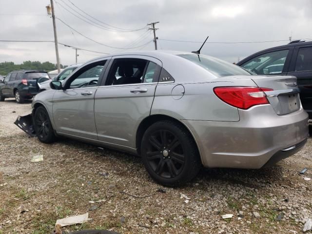 2013 Chrysler 200 Touring