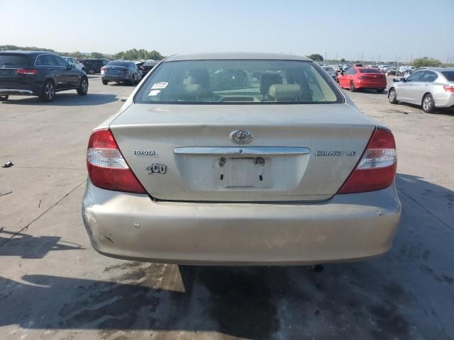 2004 Toyota Camry LE