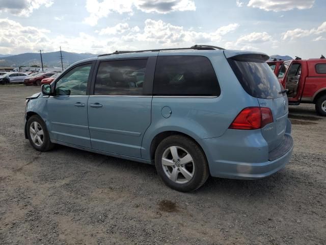 2009 Volkswagen Routan SE