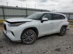 2022 Toyota Highlander Hybrid Platinum